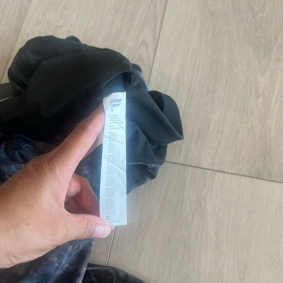 Fabletics frame Obsidian Tie Dye Texture jumpsuit size s - Picture 7 of 11